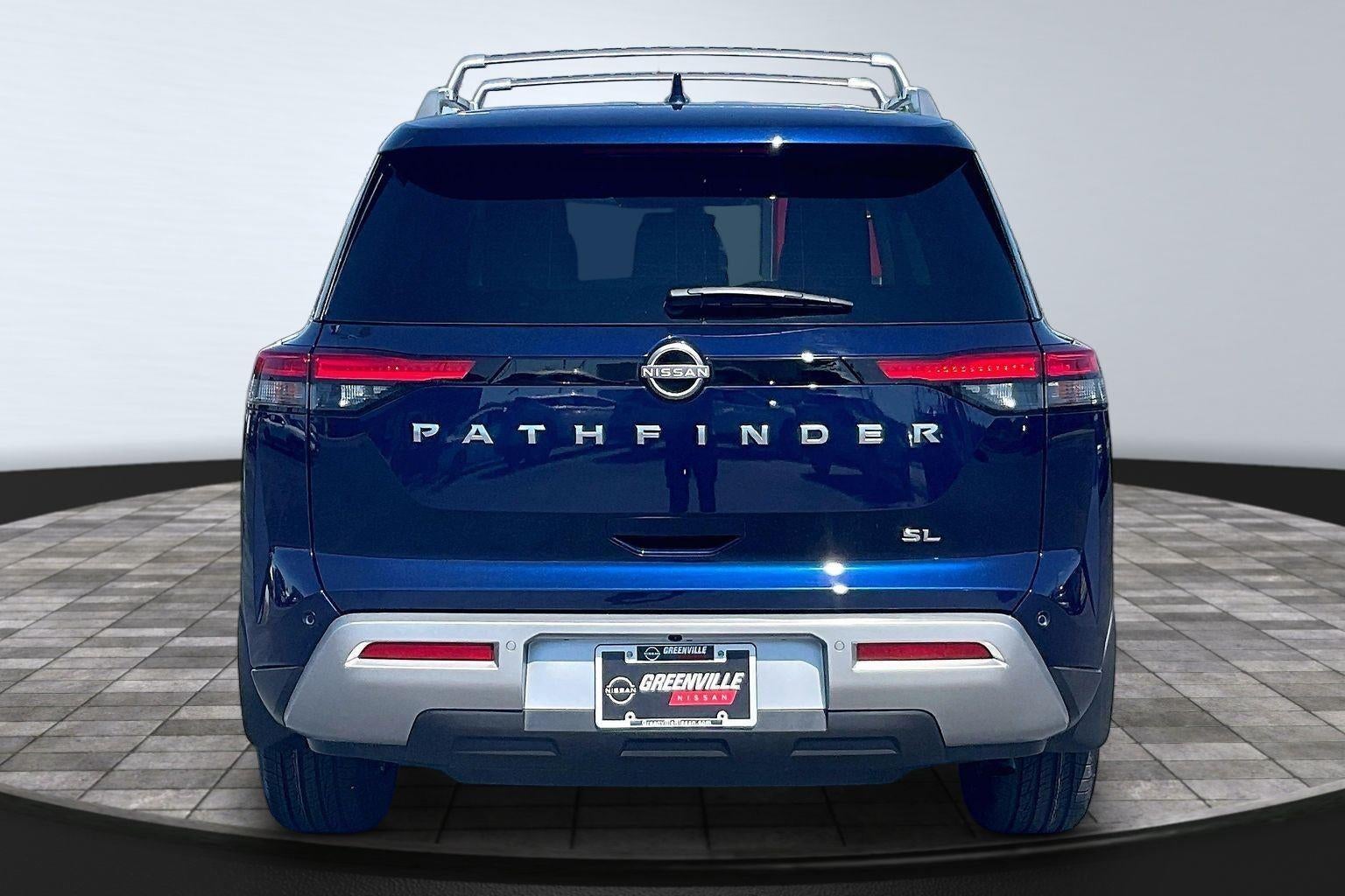 2024 Nissan Pathfinder SL