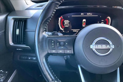 2022 Nissan Pathfinder Platinum