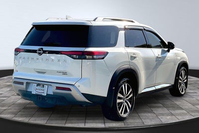 2024 Nissan Pathfinder Platinum
