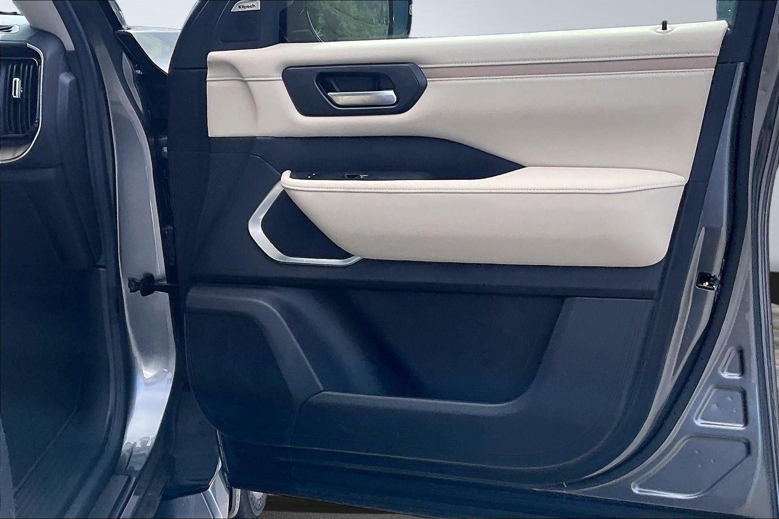 2025 Nissan Armada Platinum Reserve