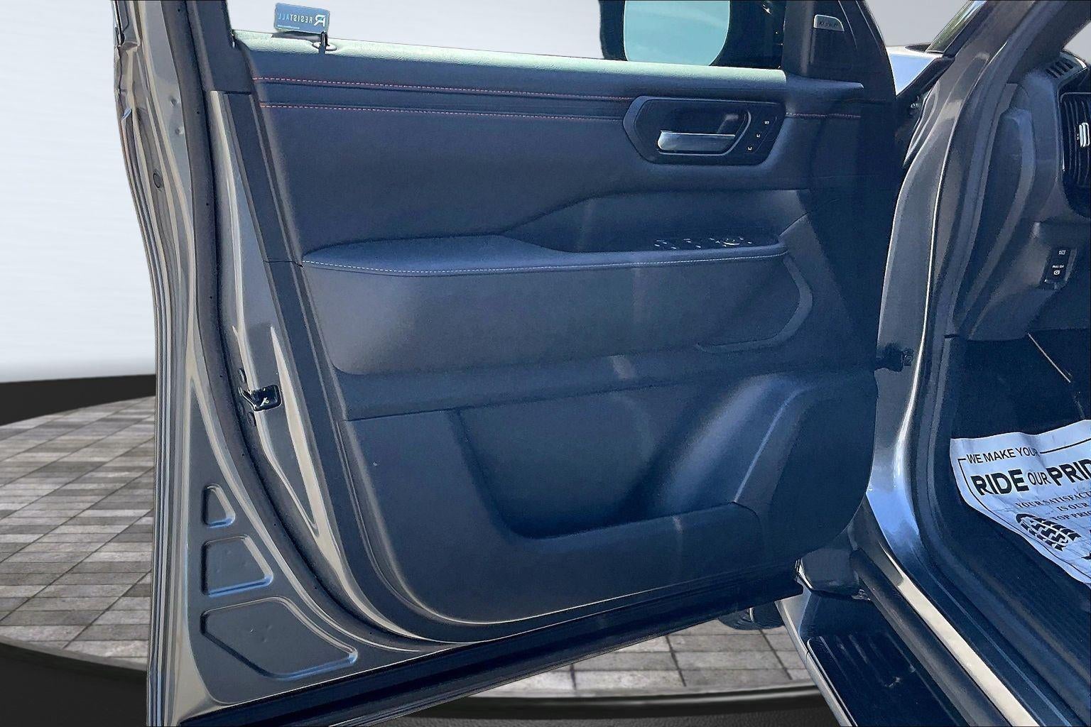 2025 Nissan Armada PRO-4X